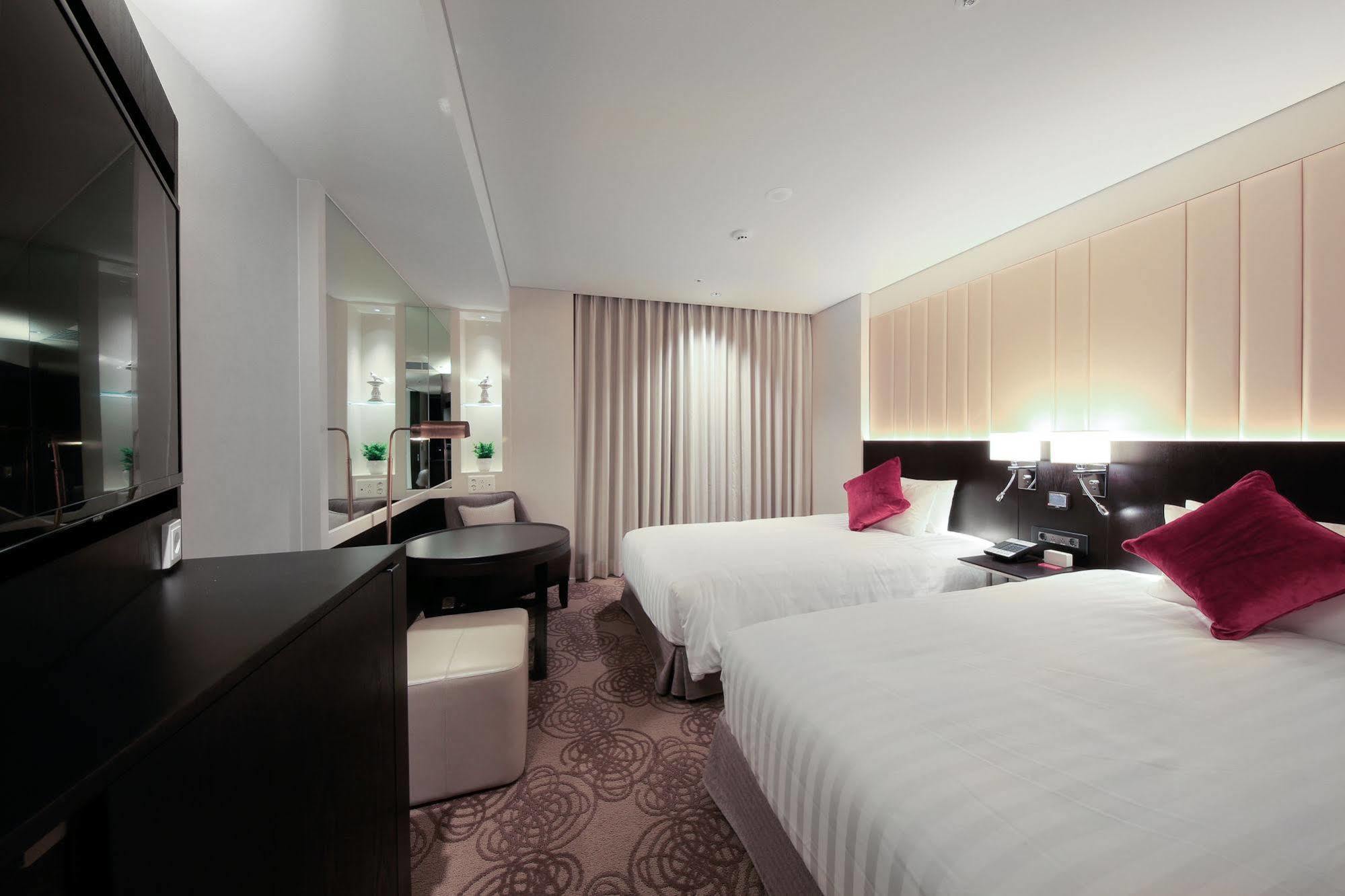 Solaria Nishitetsu Hotel Seoul Myeongdong Dış mekan fotoğraf